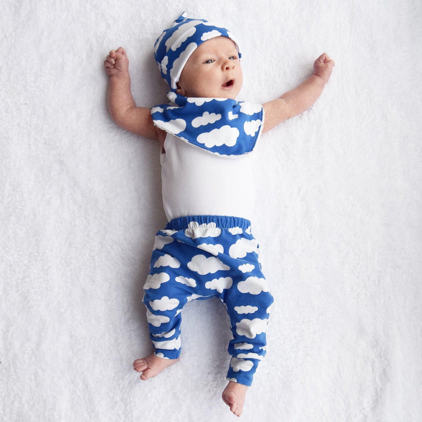 Blue Cloud Print Baby Leggings - Fred & Noah
