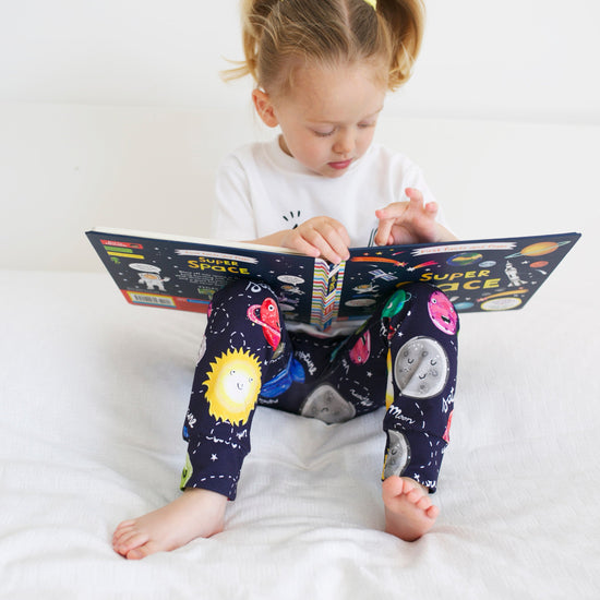 Load image into Gallery viewer, Solar System Leggings

