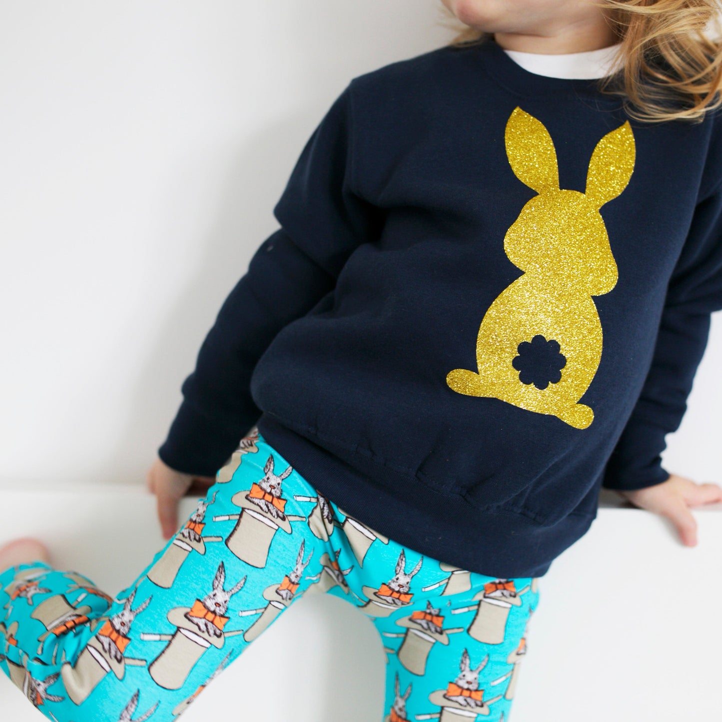 Load image into Gallery viewer, Magic Bunny Print Leggings
