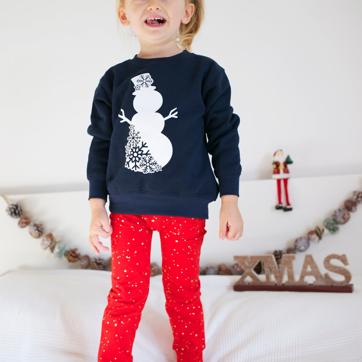 Load image into Gallery viewer, Snowman Navy sweater
