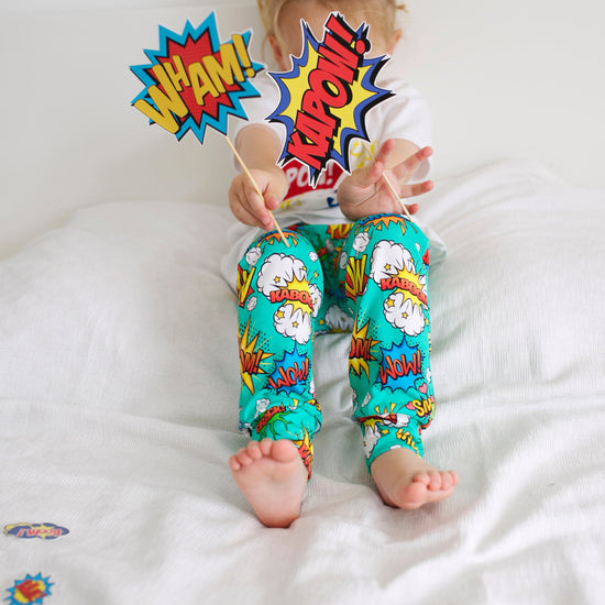 Load image into Gallery viewer, Comic Book Leggings
