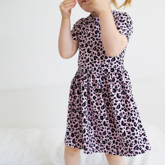 Cargar imagen en el visor de la galería, Blush Leopard Print Dress
