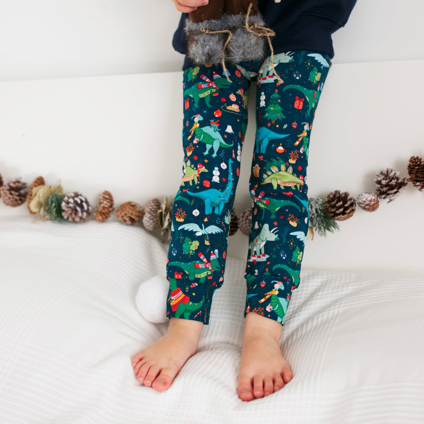 Load image into Gallery viewer, Christmas Dino Leggings
