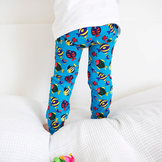 Load image into Gallery viewer, Tropical Fish Leggings

