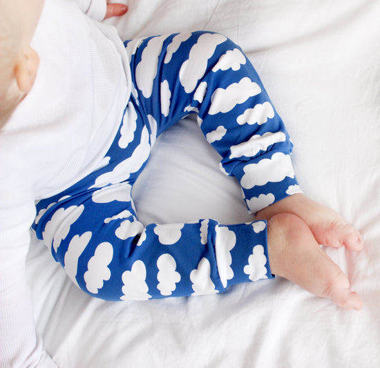 Load image into Gallery viewer, Blue Cloud Print Baby Leggings - Fred &amp;amp; Noah
