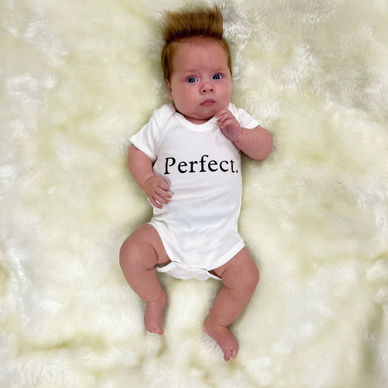 Laden Sie das Bild in den Galerie-Viewer, Perfect Cotton Baby Vest
