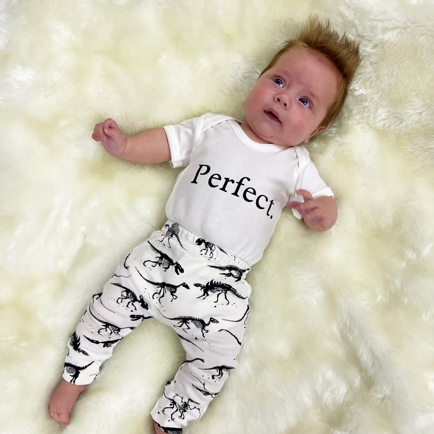 Laden Sie das Bild in den Galerie-Viewer, Perfect Cotton Baby Vest
