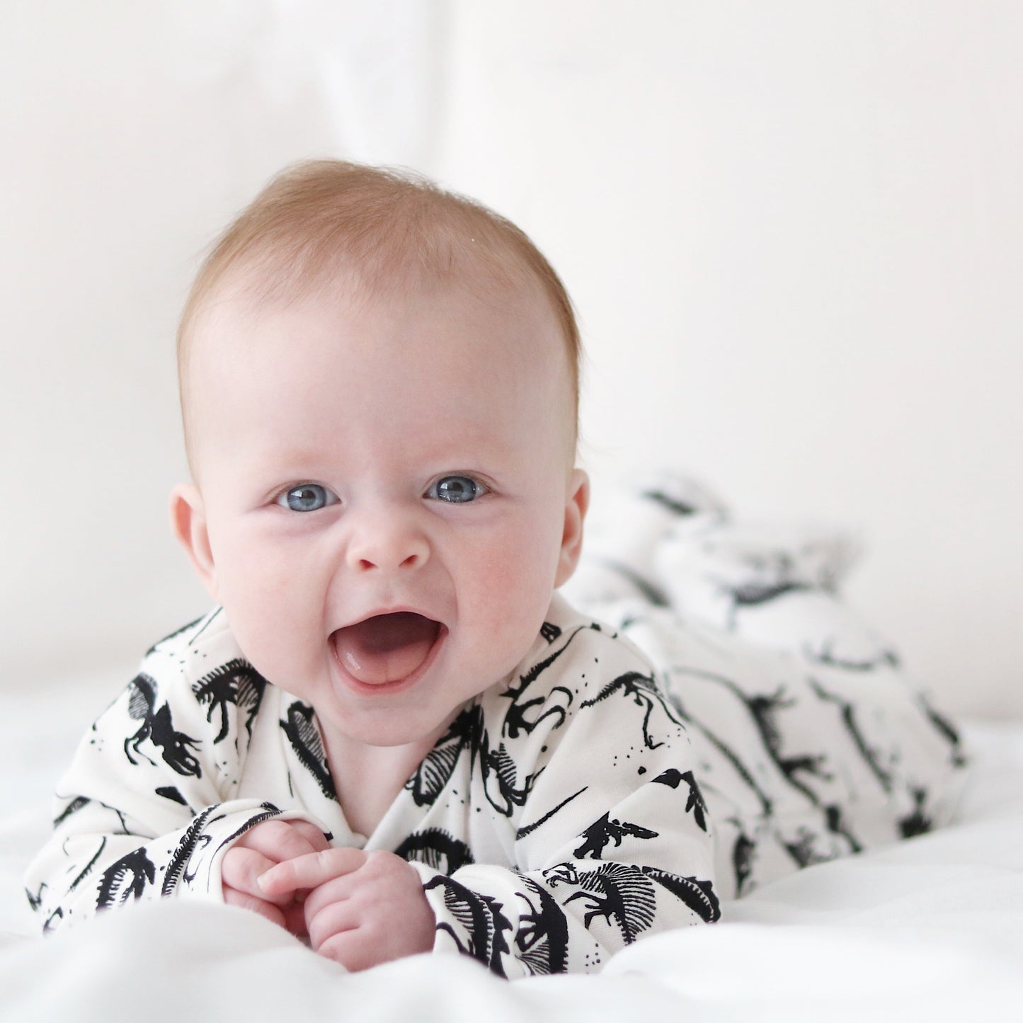 Load image into Gallery viewer, Dino cotton sleepsuit - Fred &amp;amp; Noah

